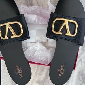 Brand New New Valentino Garavani. Never worn.